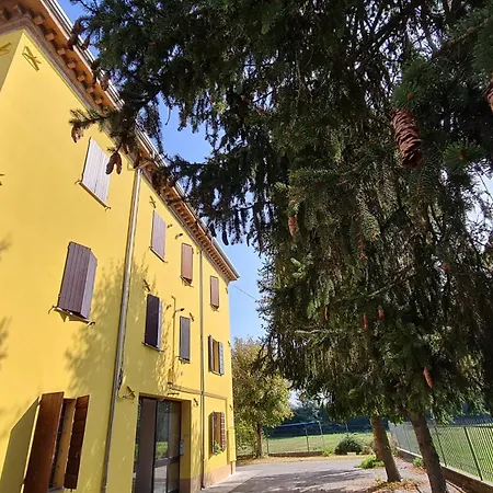 Verdi Valli Comfort Mirandola ベッド・アンド・ブレックファスト